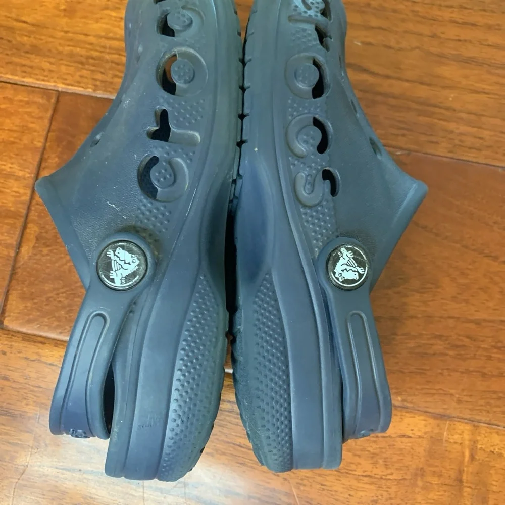 Crocs Size C 13 Comfort Baya Kids Classic Clogs Navy Blue Slip On Spellout logo